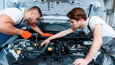 Car mechanic services for classic cars